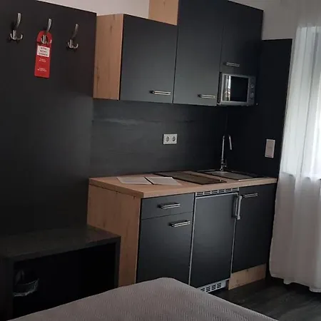 Appart-hotel, Roentgenstrasse *