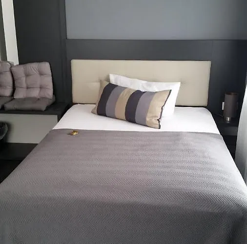 Appart-hotel, Roentgenstrasse Lejlighedshotel 3*